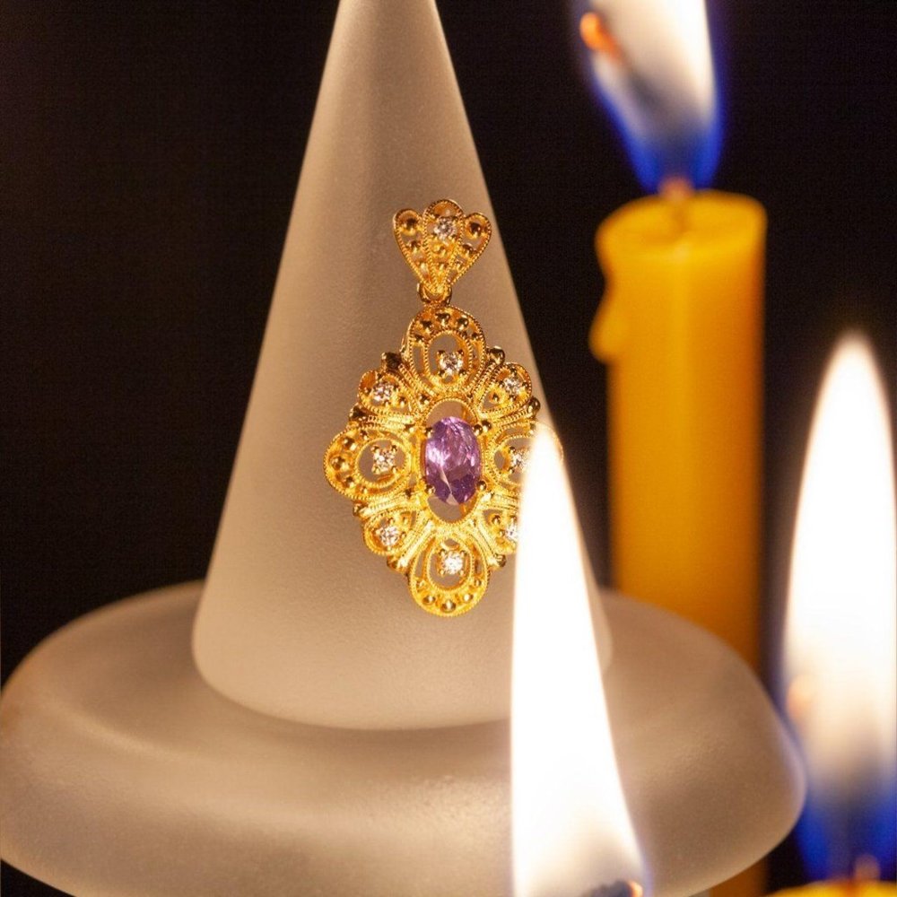 Natural Alexandrite Diamond 18k YellowGold Pendant - Picture 2 of 4